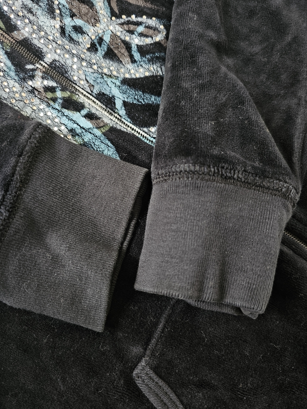 Juicy Couture Y2K Black Velour Zip-Up Hoodie with Multicolor Swirl Embellish - Picture 6 of 7